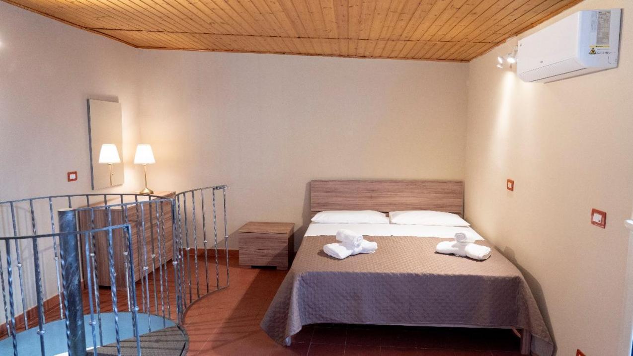 238 Holiday House คาตาเนีย ภายนอก รูปภาพ
